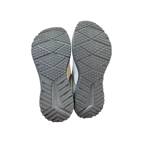 LIKE NEW Brooks Revel 6 Women's Size 10 - Picture 5 of 7